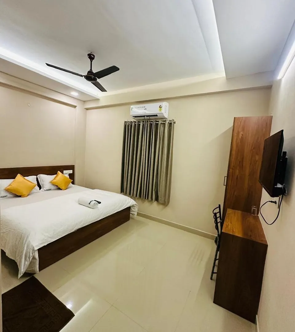 מלון Kochi Ishaz Rooms